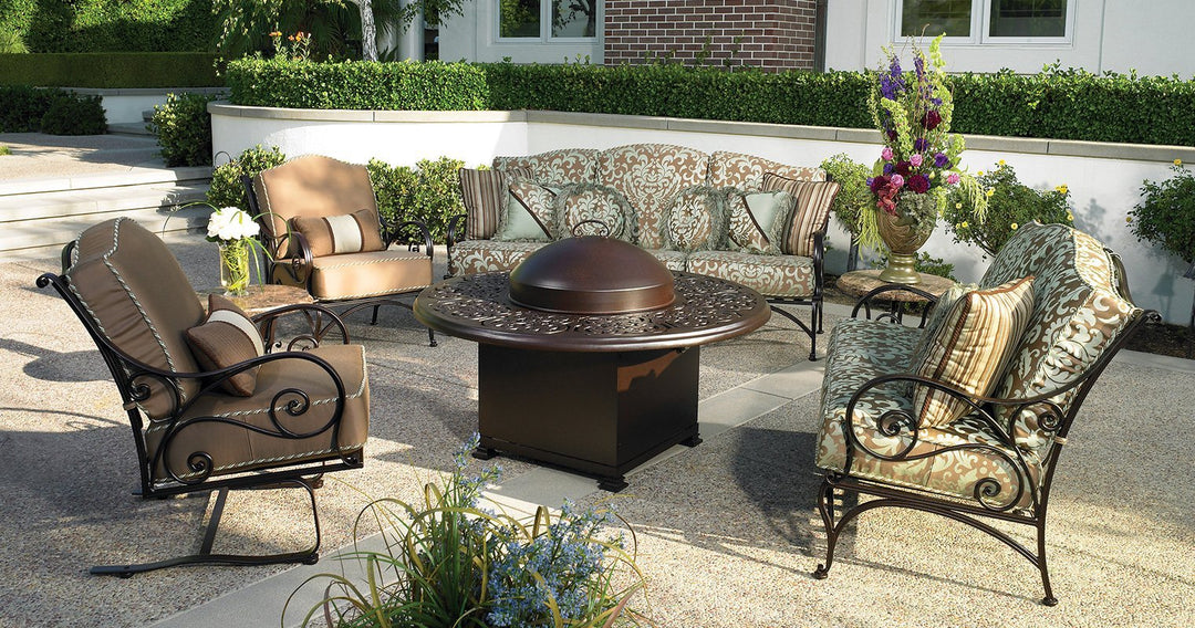 5 Reasons Fire Pit Tables Make Outdoor Living Better | Starfire Direct
