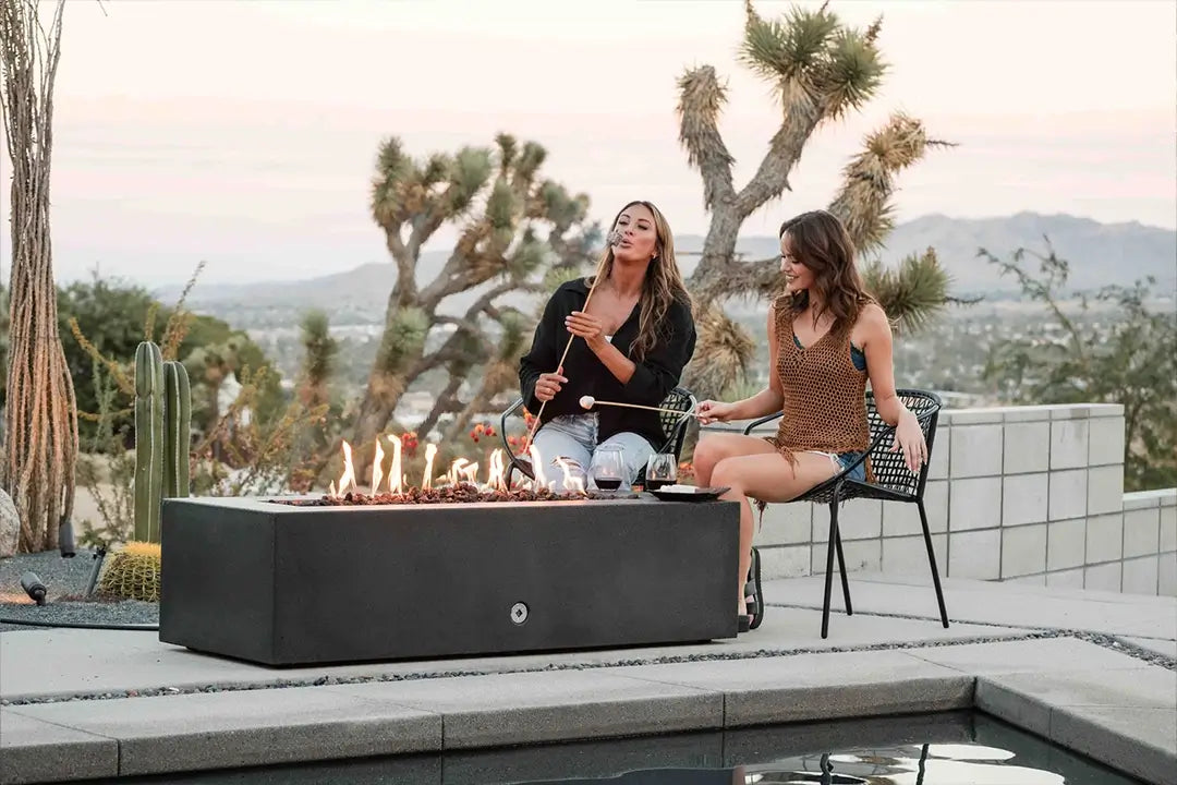 5 Outdoor Entertaining Ideas for Warm Weather