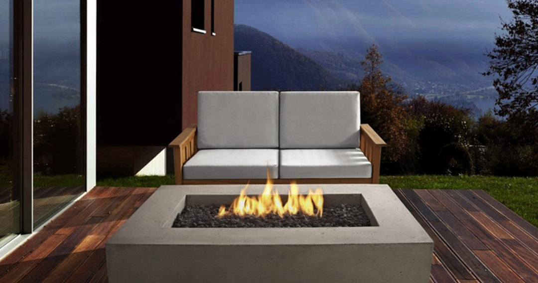 Expand Your Indoors with Outdoor Fire Pits and Fireplaces | Starfire Direct