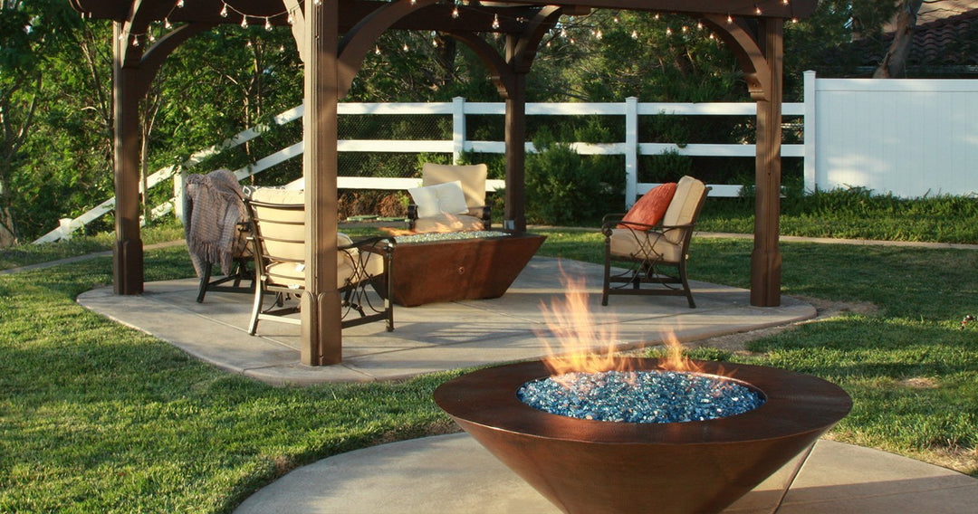 Fire Pits Make The Outdoors Better | Starfire Direct