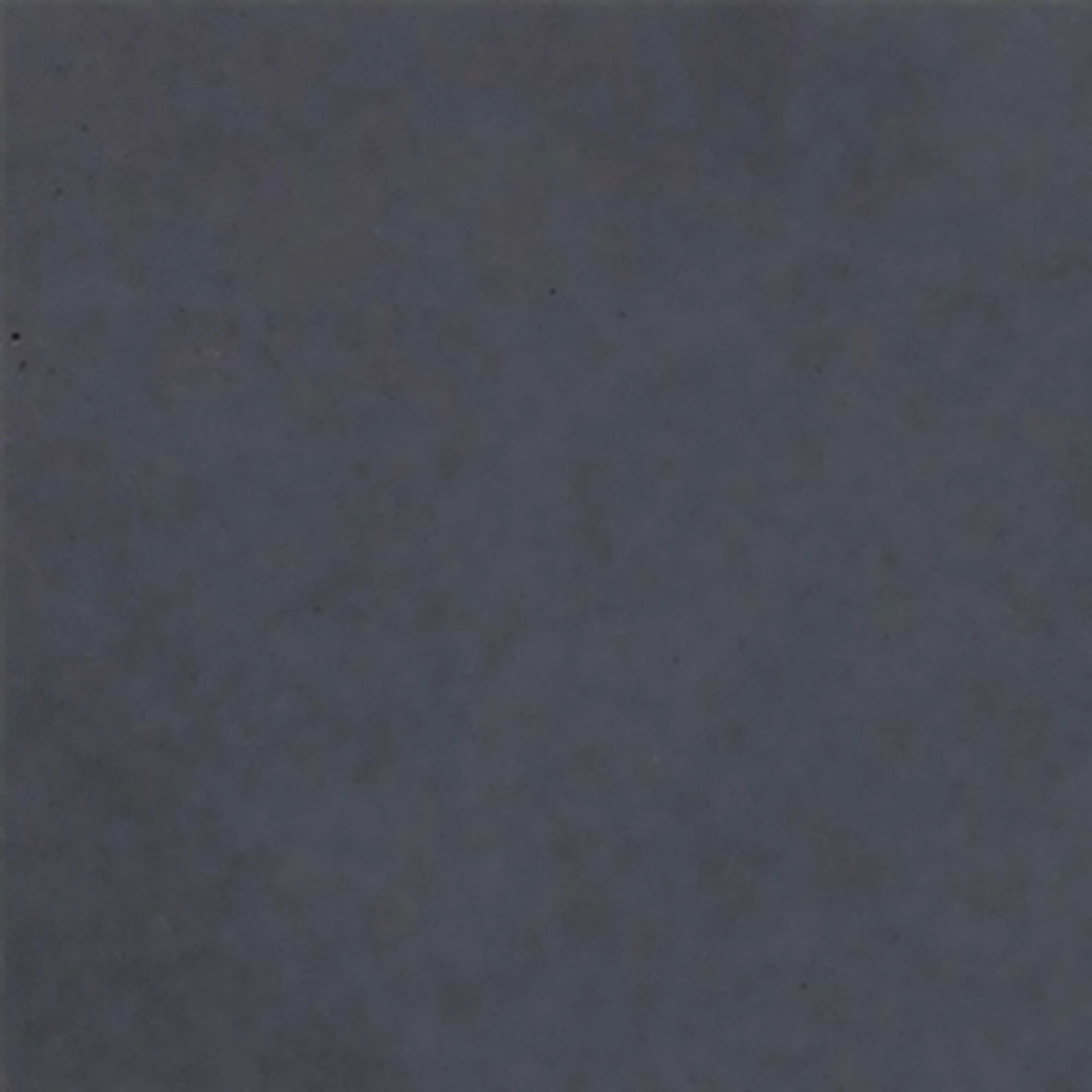 Chestnut swatch for The Outdoor Plus 96-inch Del Mar concrete gas fire pit, featuring a rich chestnut color with a smooth concrete texture. A classic option for adding warmth to outdoor fire pit designs.