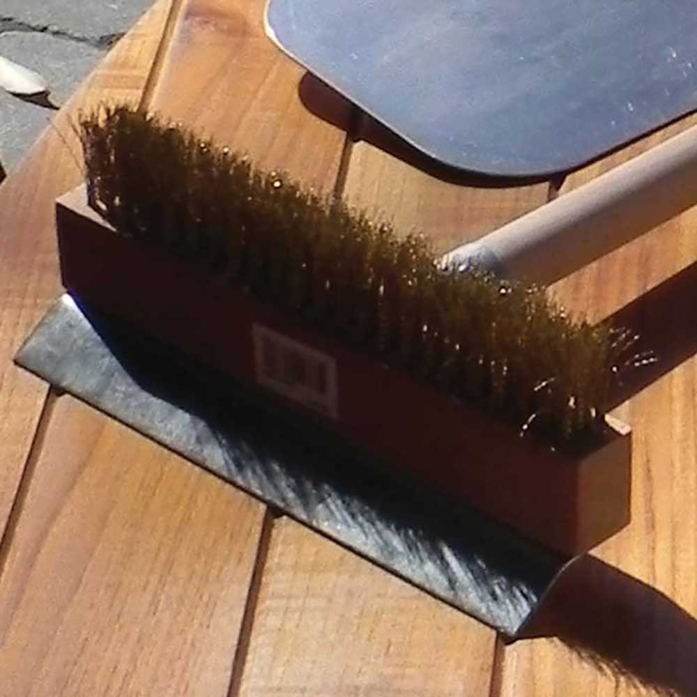 Dual Head Pizza Oven Brush with Scraper by HPC Fire